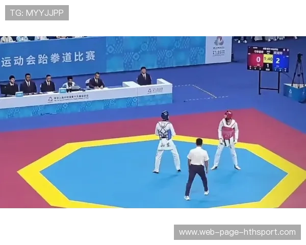 跆拳道一脚重击引全场倒吸凉气